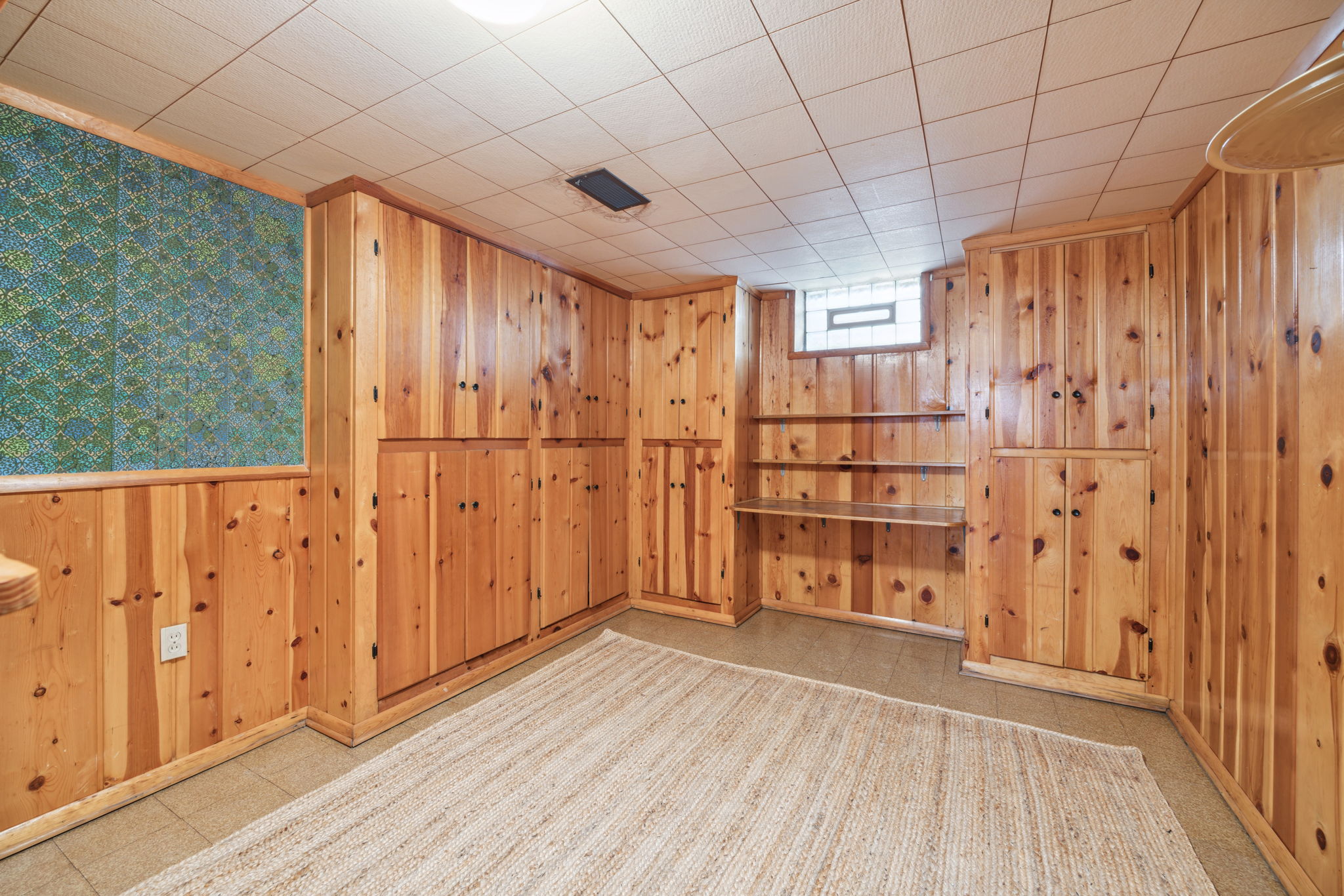 18_Interior