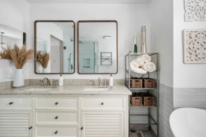 6516 Princeton Dr, Alexandria, VA 22307, USA Photo 59