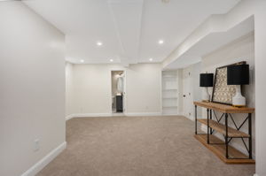 6516 Princeton Dr, Alexandria, VA 22307, USA Photo 69