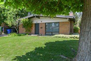  Photo 0