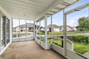 Screened-in Porch