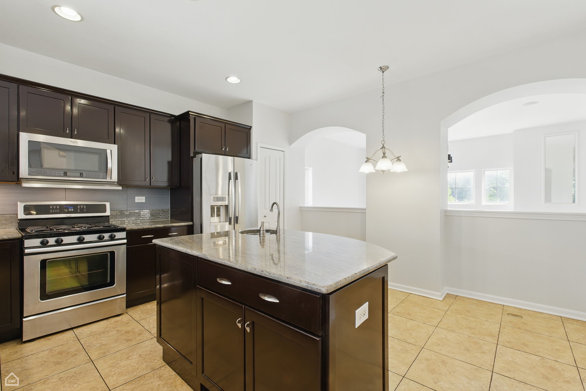 652 Grosvenor Ln_014