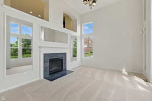 652 Grosvenor Ln_008