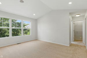 652 Grosvenor Ln_024