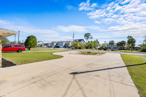  Photo 0