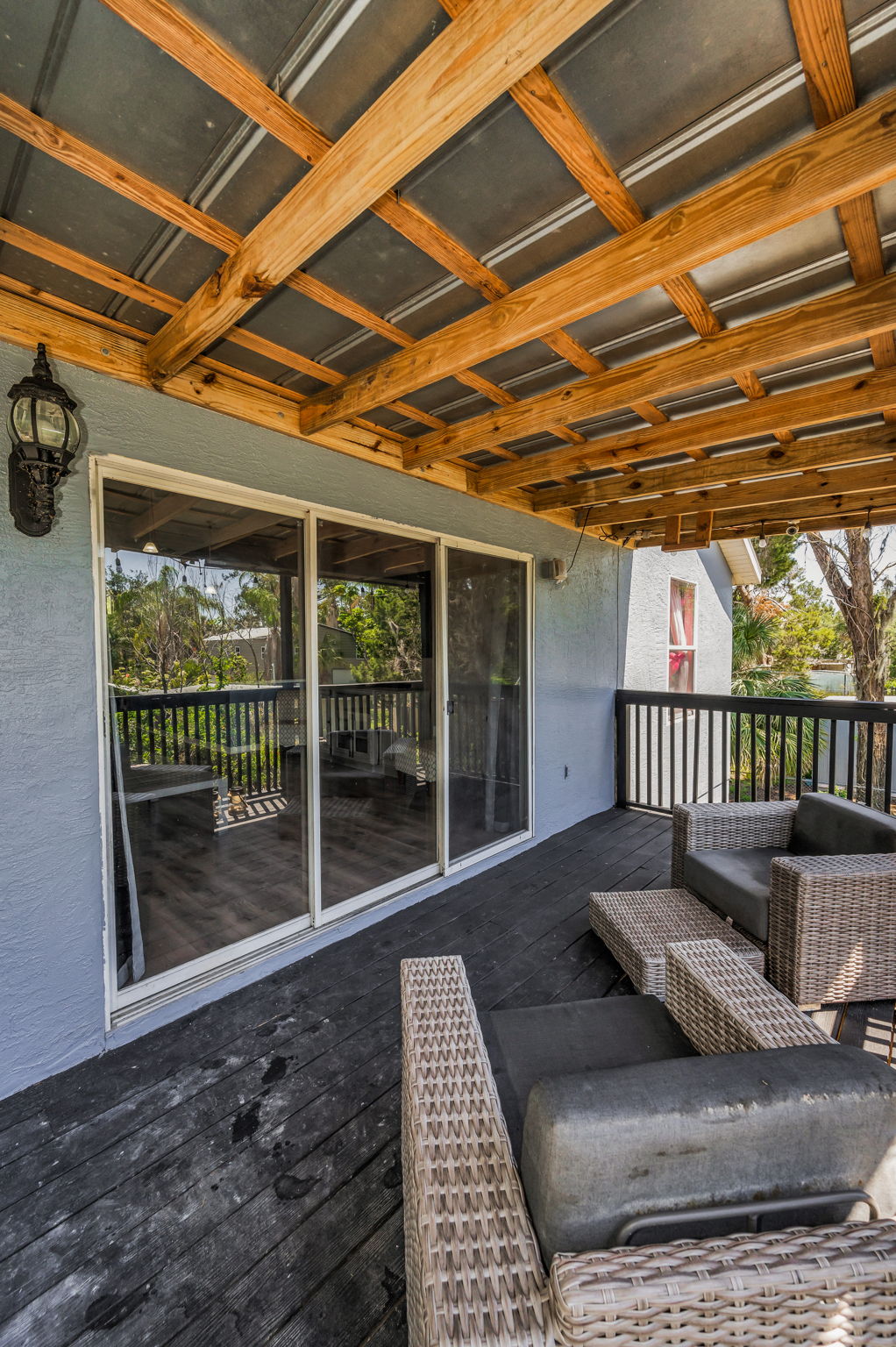 Balcony4