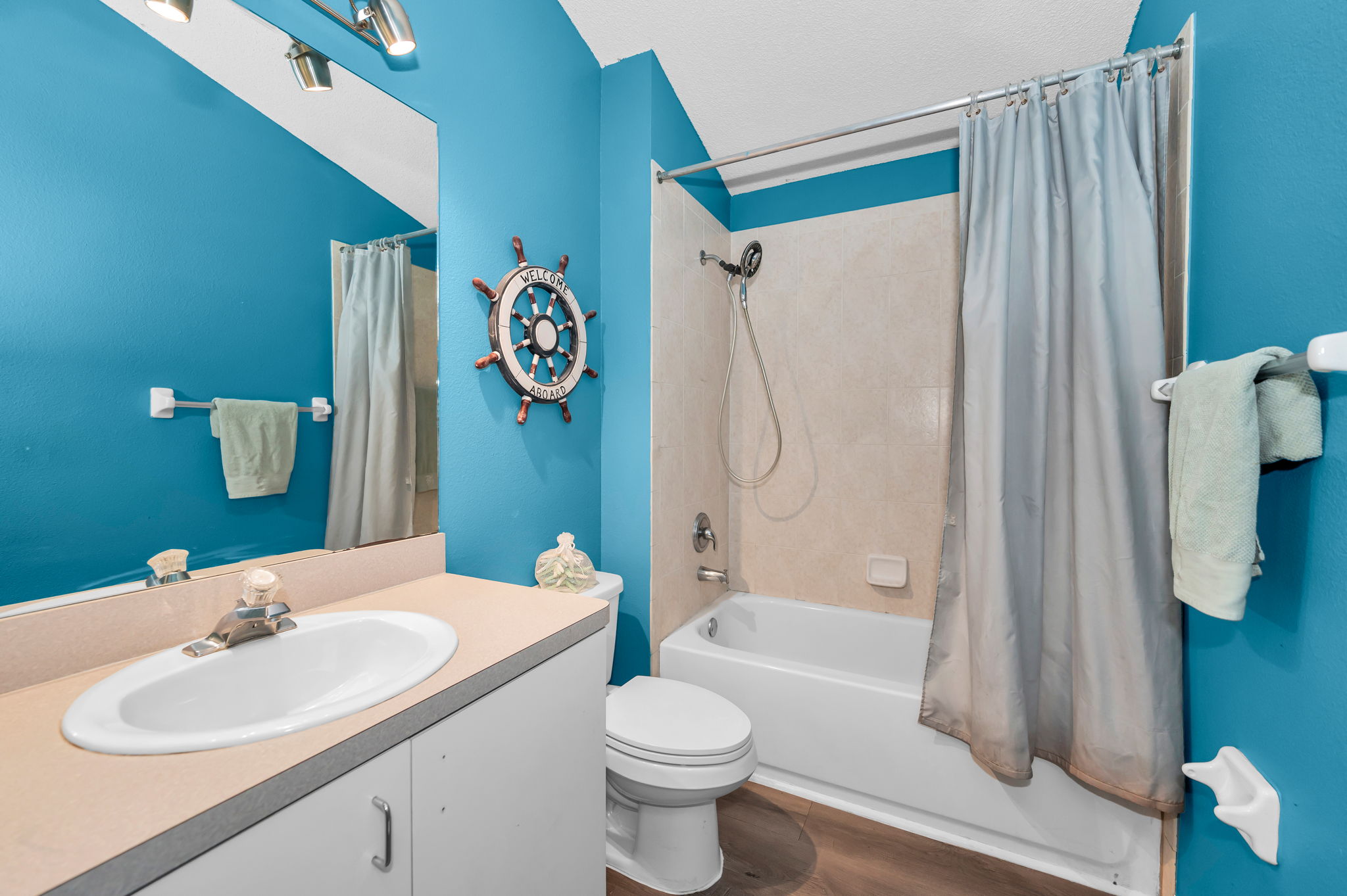 Bathroom2
