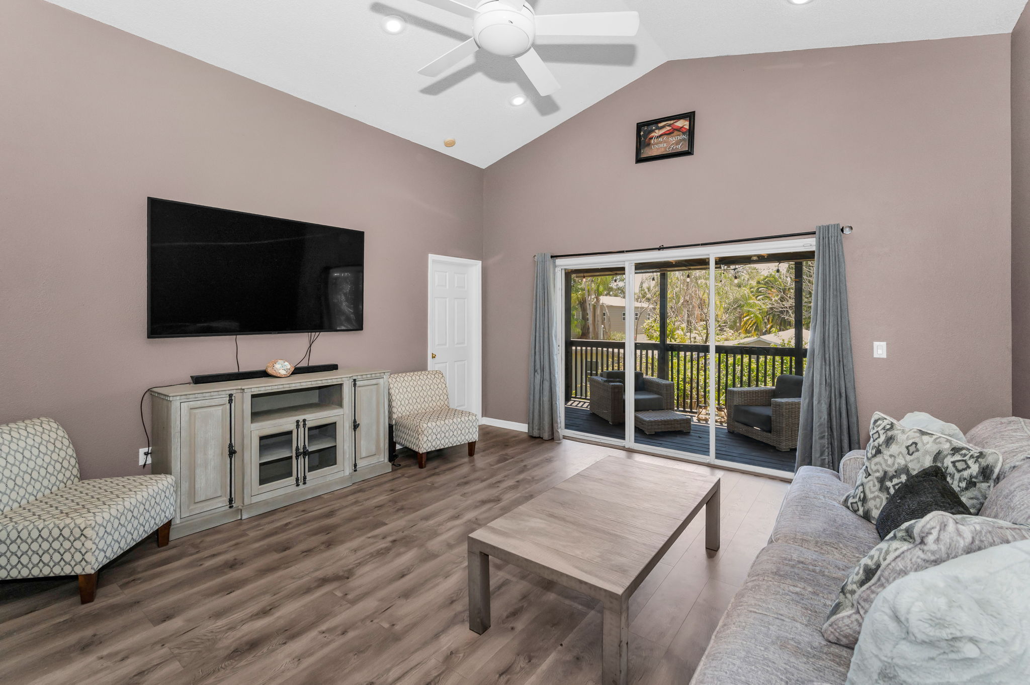 Living Room2