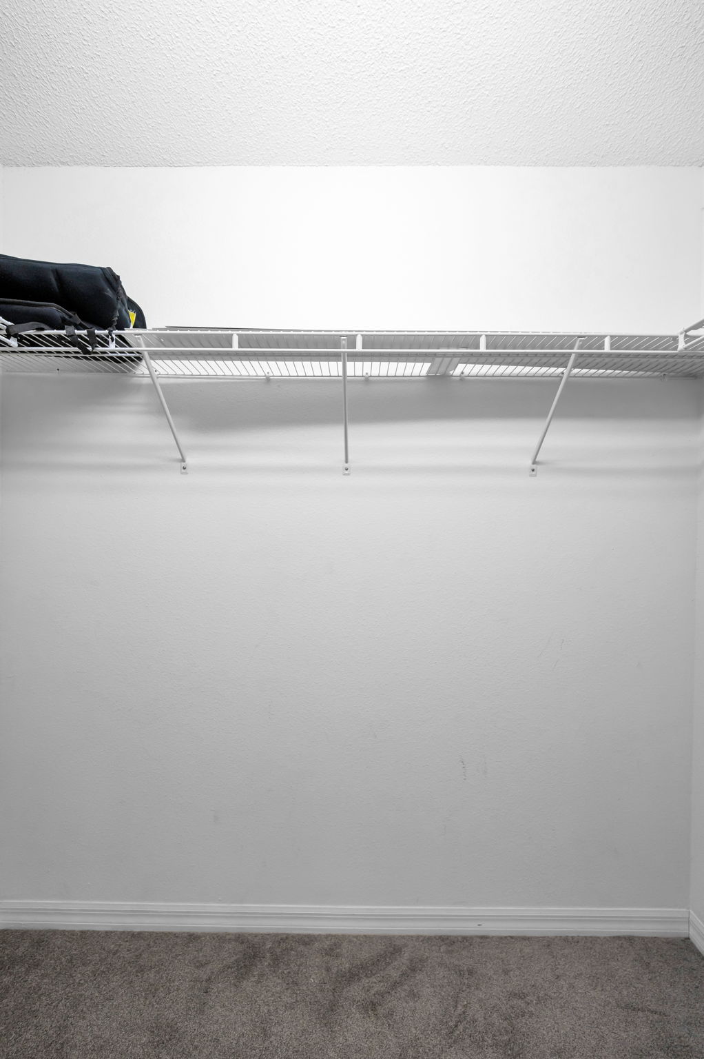 Master Bedroom Walk-in Closet1