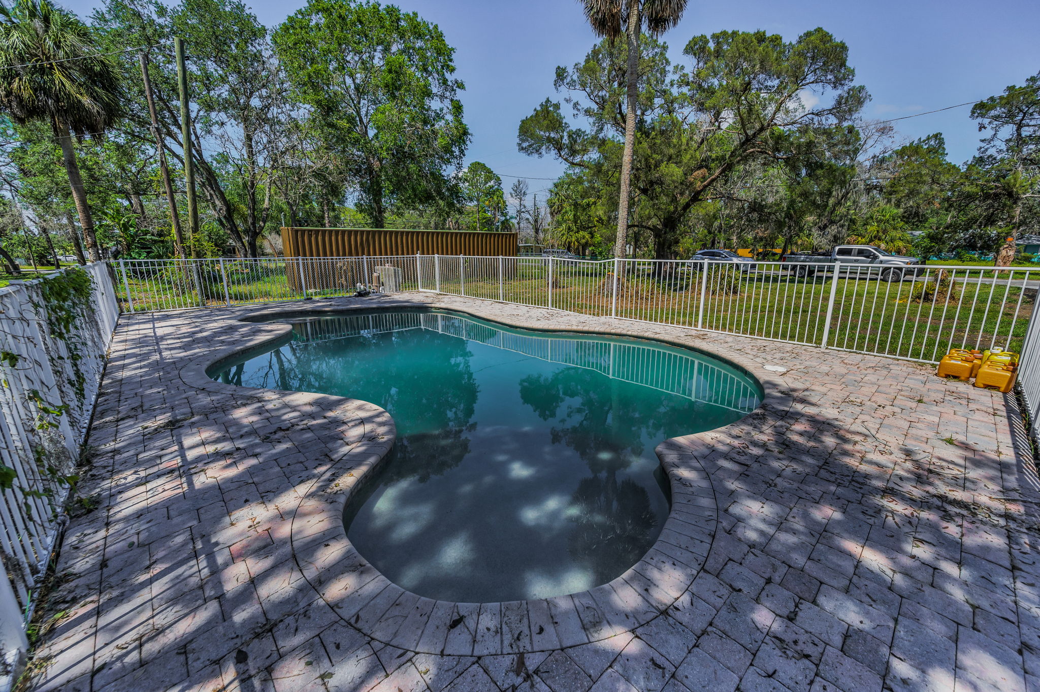 Pool2