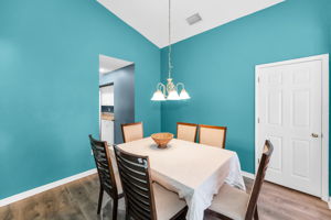 Dining Room3