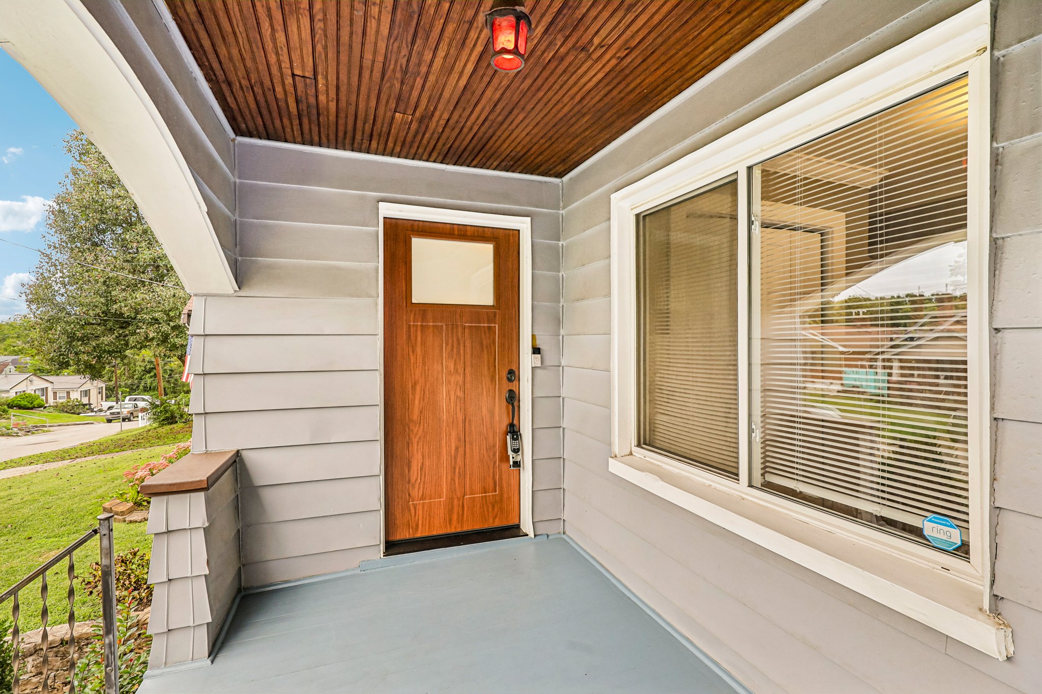 Palmetto St-S2309-004.jpg