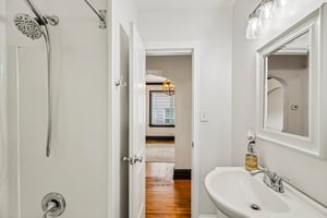 Palmetto St-S2309-019.jpg
