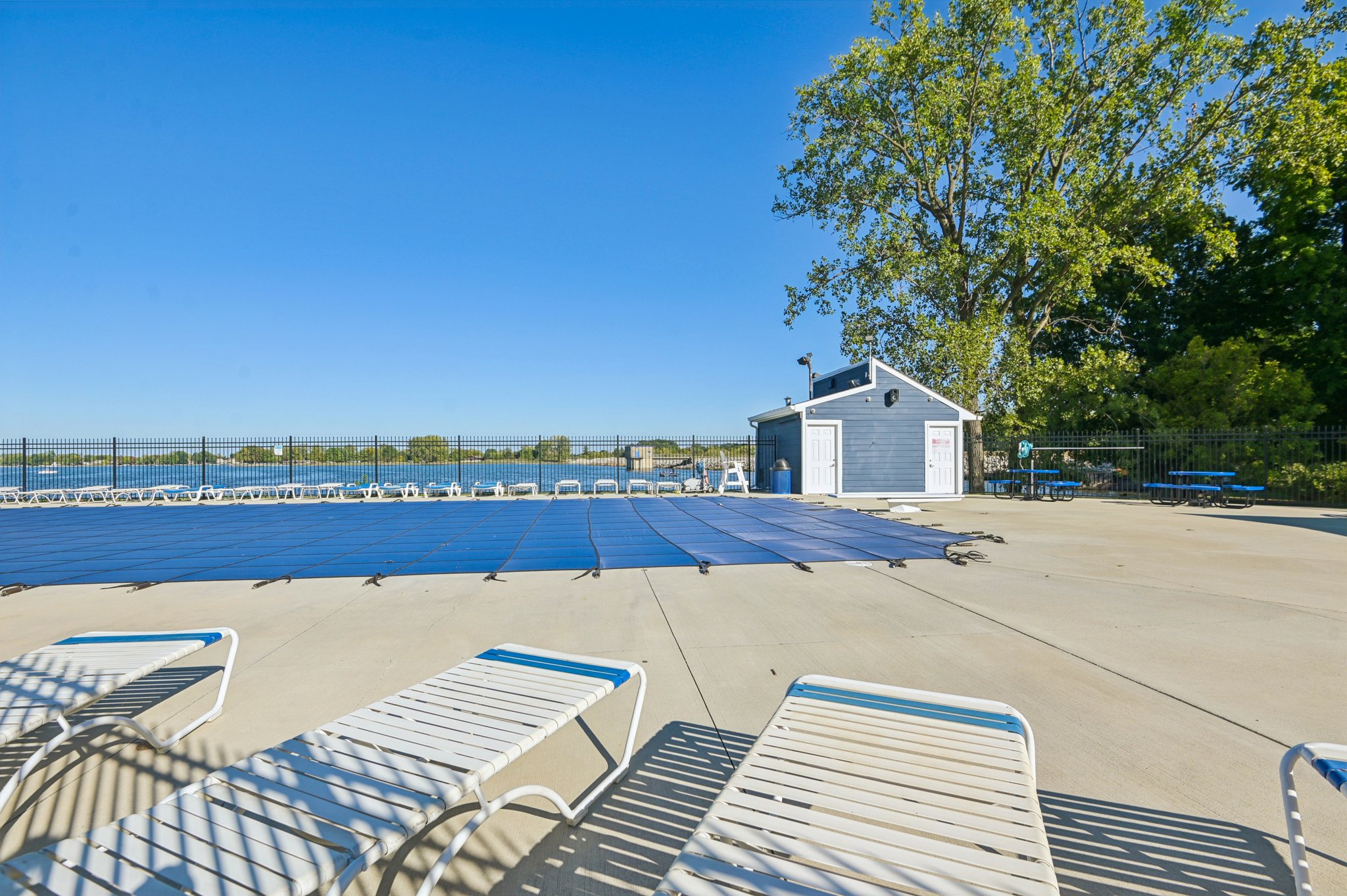 Buttonwood Dr-0110-908.jpg