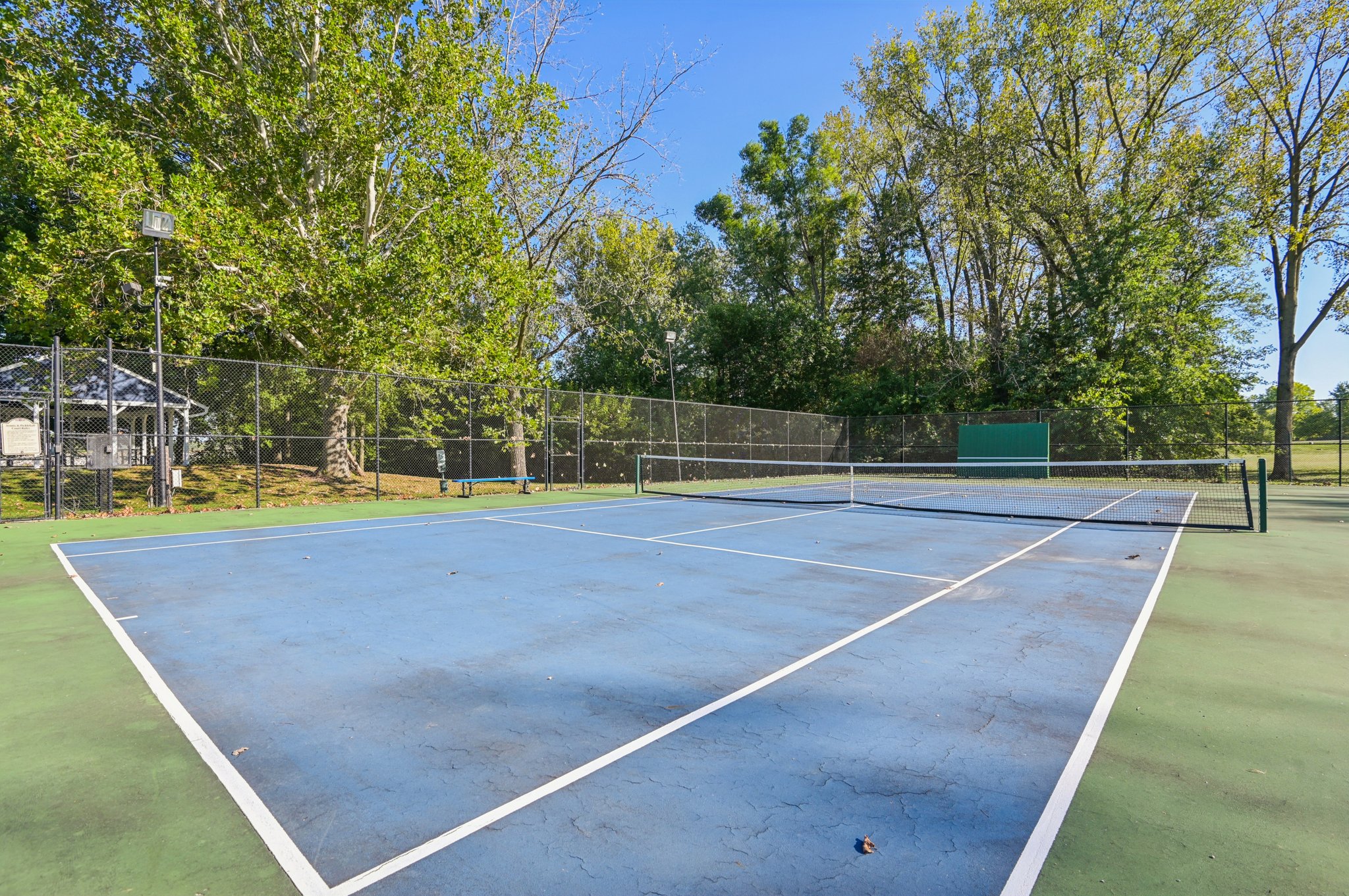 Buttonwood Dr-0110-913.jpg