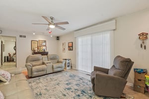 Buttonwood Dr-S0110-014.jpg