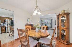 Buttonwood Dr-S0110-018.jpg