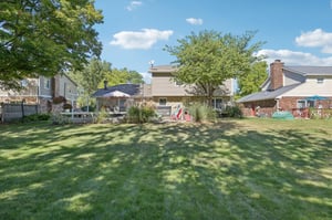 Buttonwood Dr-S0110-051.jpg