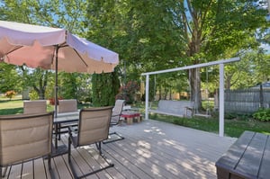 Buttonwood Dr-S0110-055.jpg