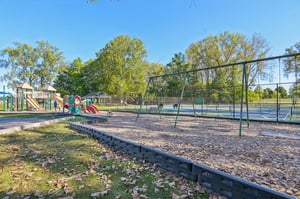 Buttonwood Dr-0110-915.jpg