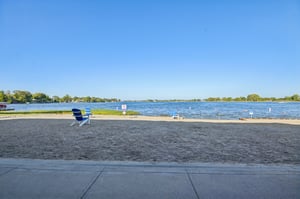 Buttonwood Dr-0110-917.jpg