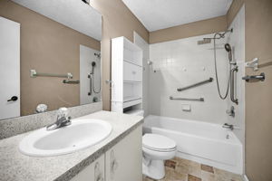 Bathroom2