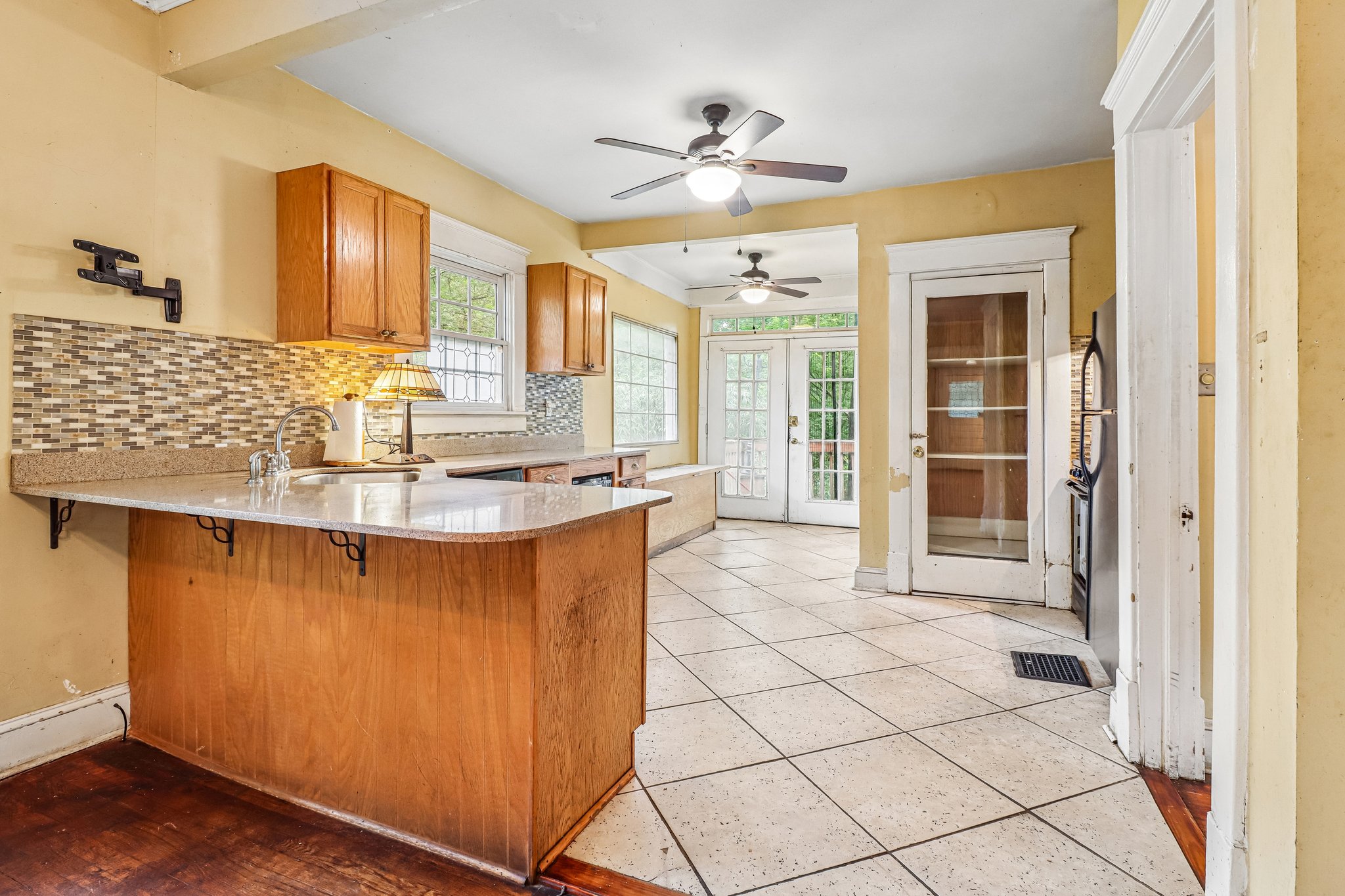 Gresham Ave-S2805-023.jpg