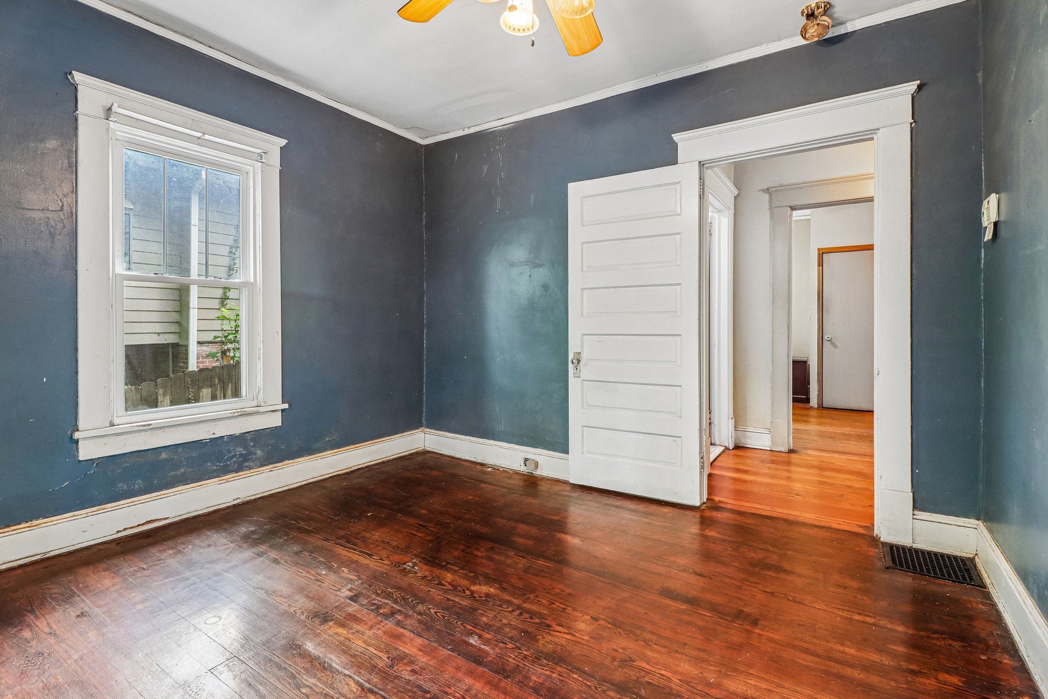 Gresham Ave-S2805-034.jpg