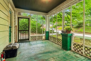 Gresham Ave-S2805-011.jpg