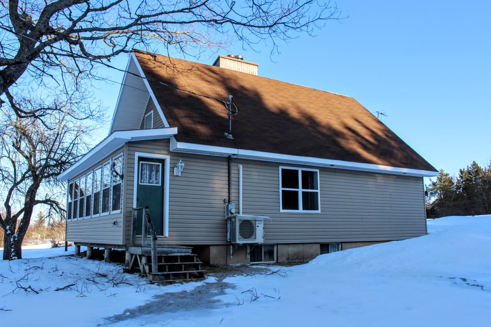  Photo 44