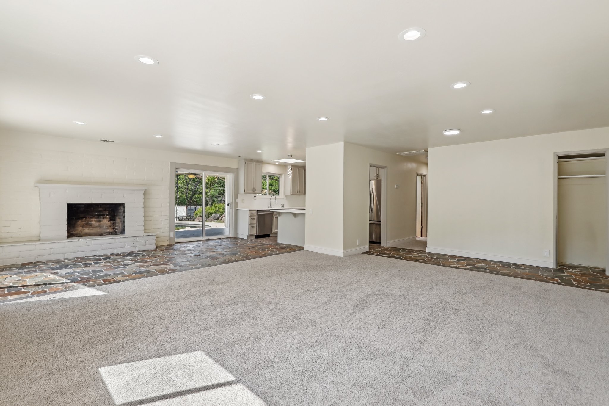 Sutter Ave-0105-007.jpg