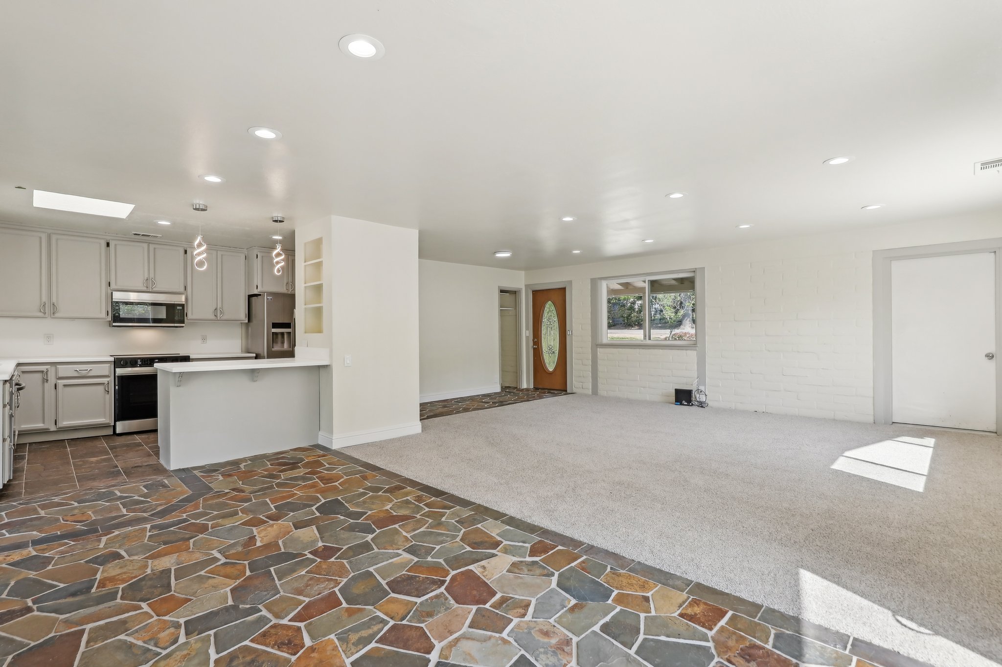 Sutter Ave-0105-010.jpg