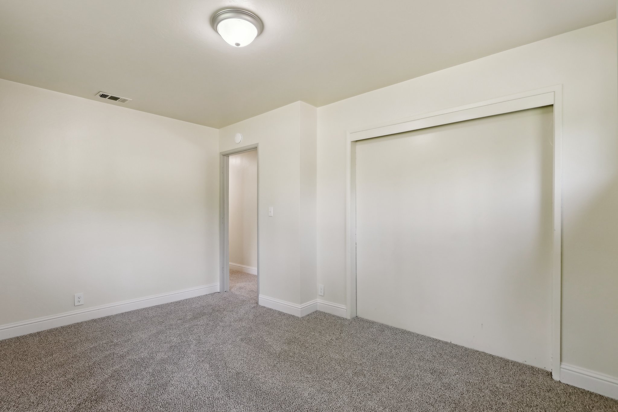 Sutter Ave-0105-017.jpg