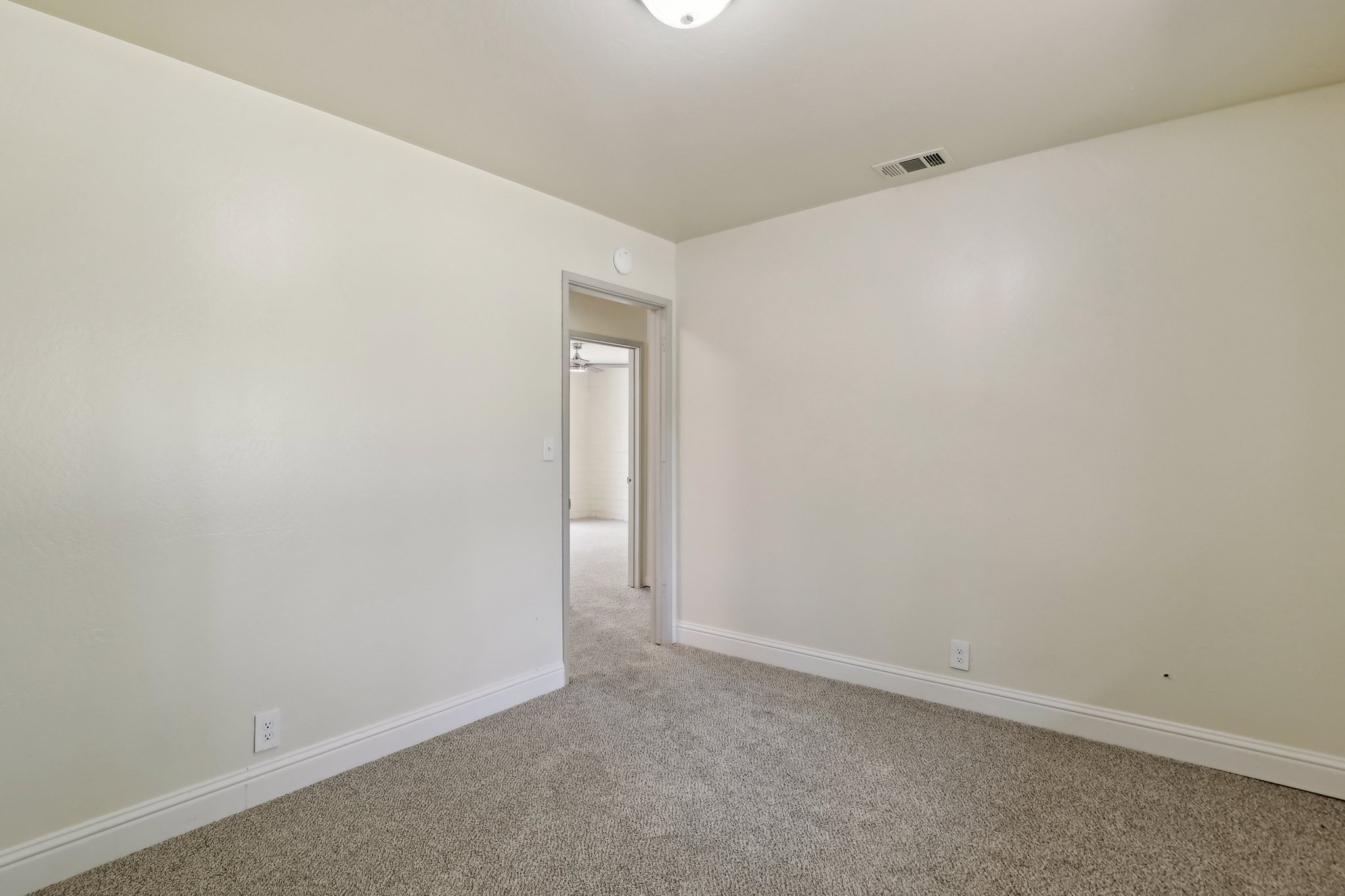 Sutter Ave-0105-024.jpg