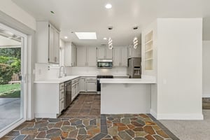 Sutter Ave-0105-011.jpg