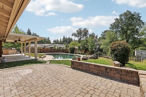 Sutter Ave-0105-026.jpg