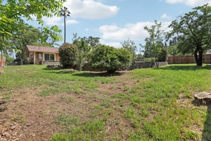 Sutter Ave-0105-028.jpg