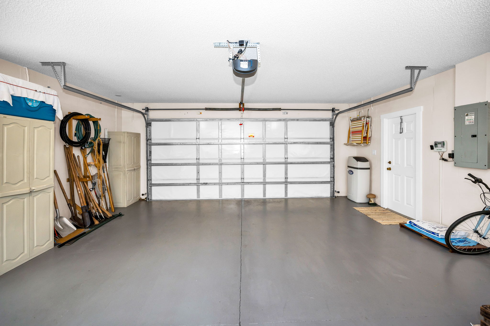 Garage1f