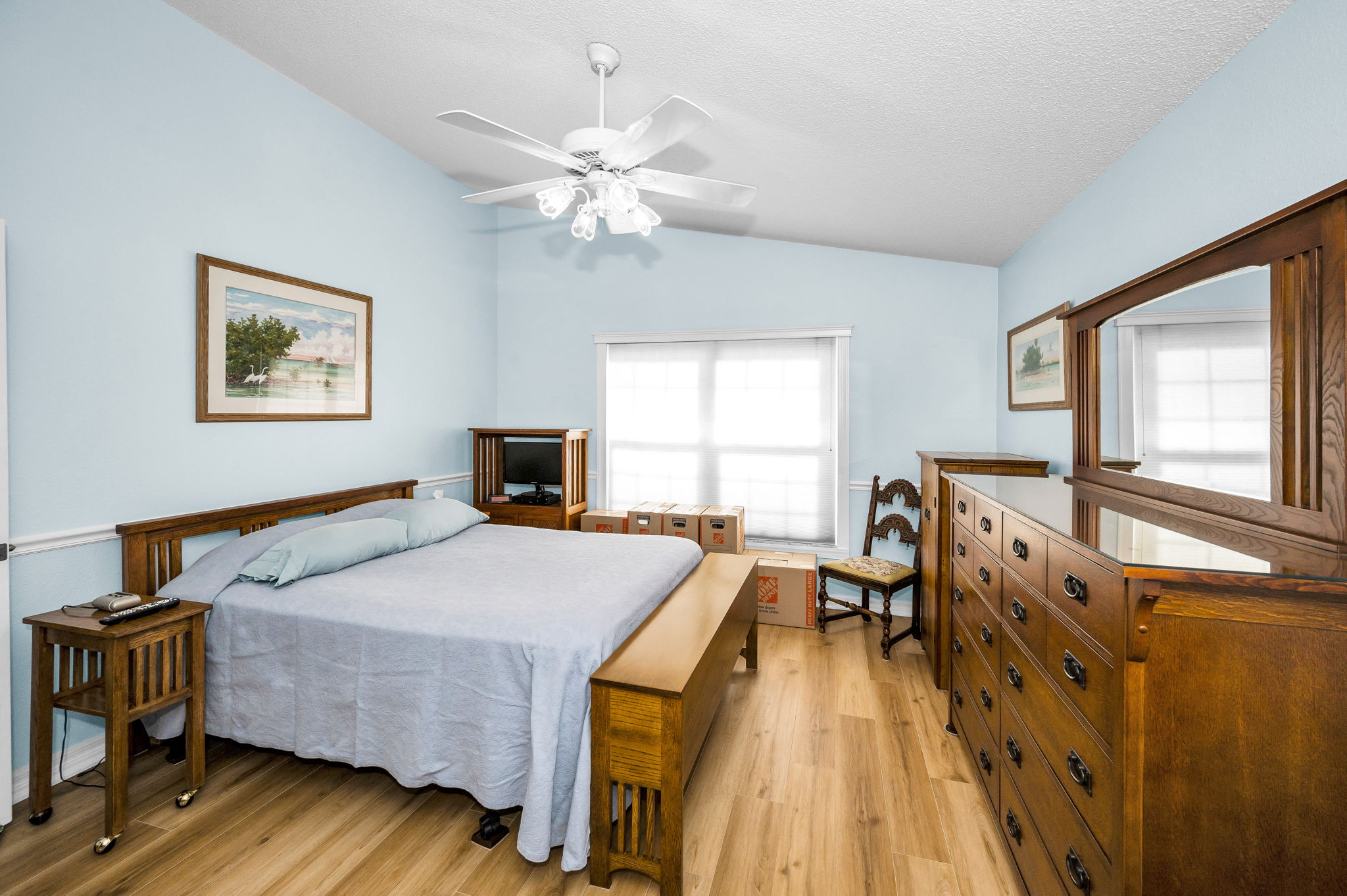 Primary Bedroom1a