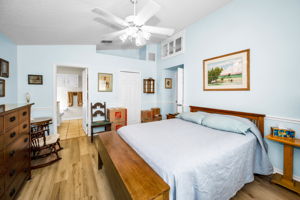 Primary Bedroom1b