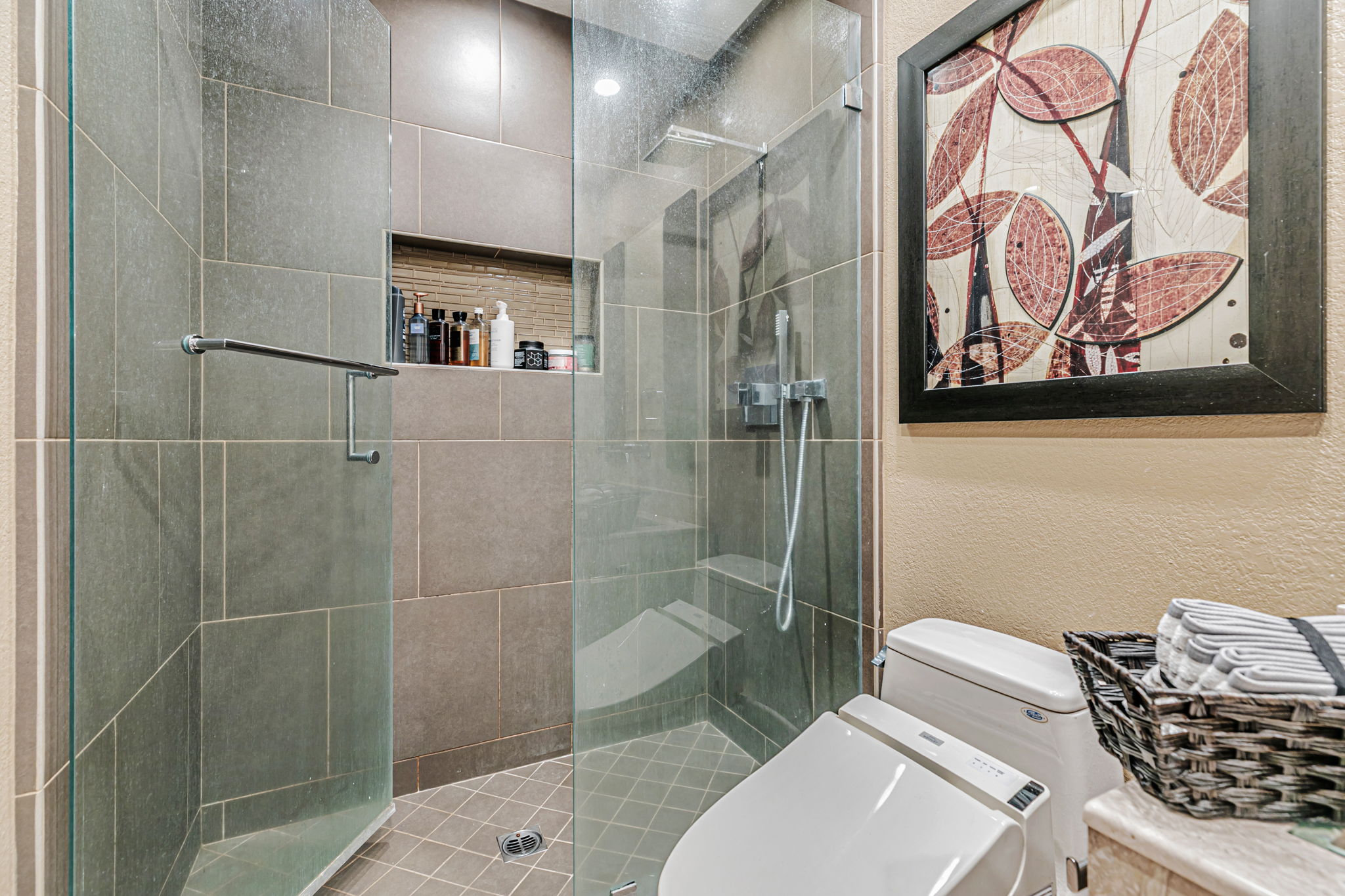 041_6534 McAbee Rd  