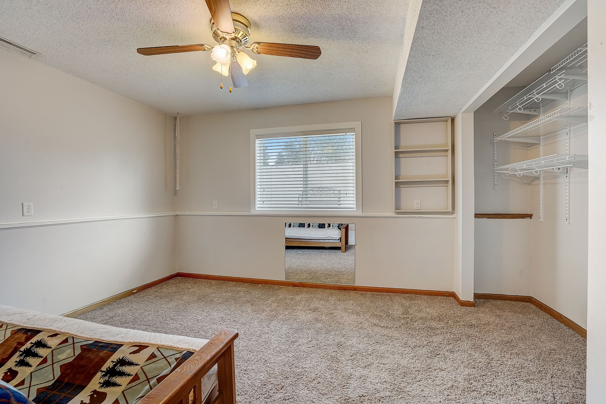 175th St W-024