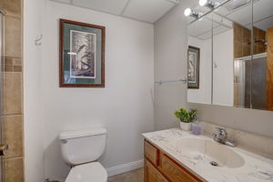 175th St W-028