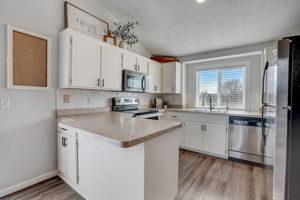 175th St W-008