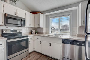 175th St W-009