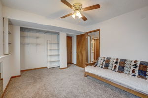 175th St W-025