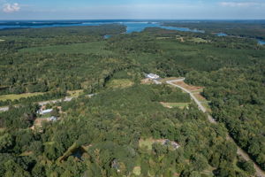 Only 2 Miles To The Lake!