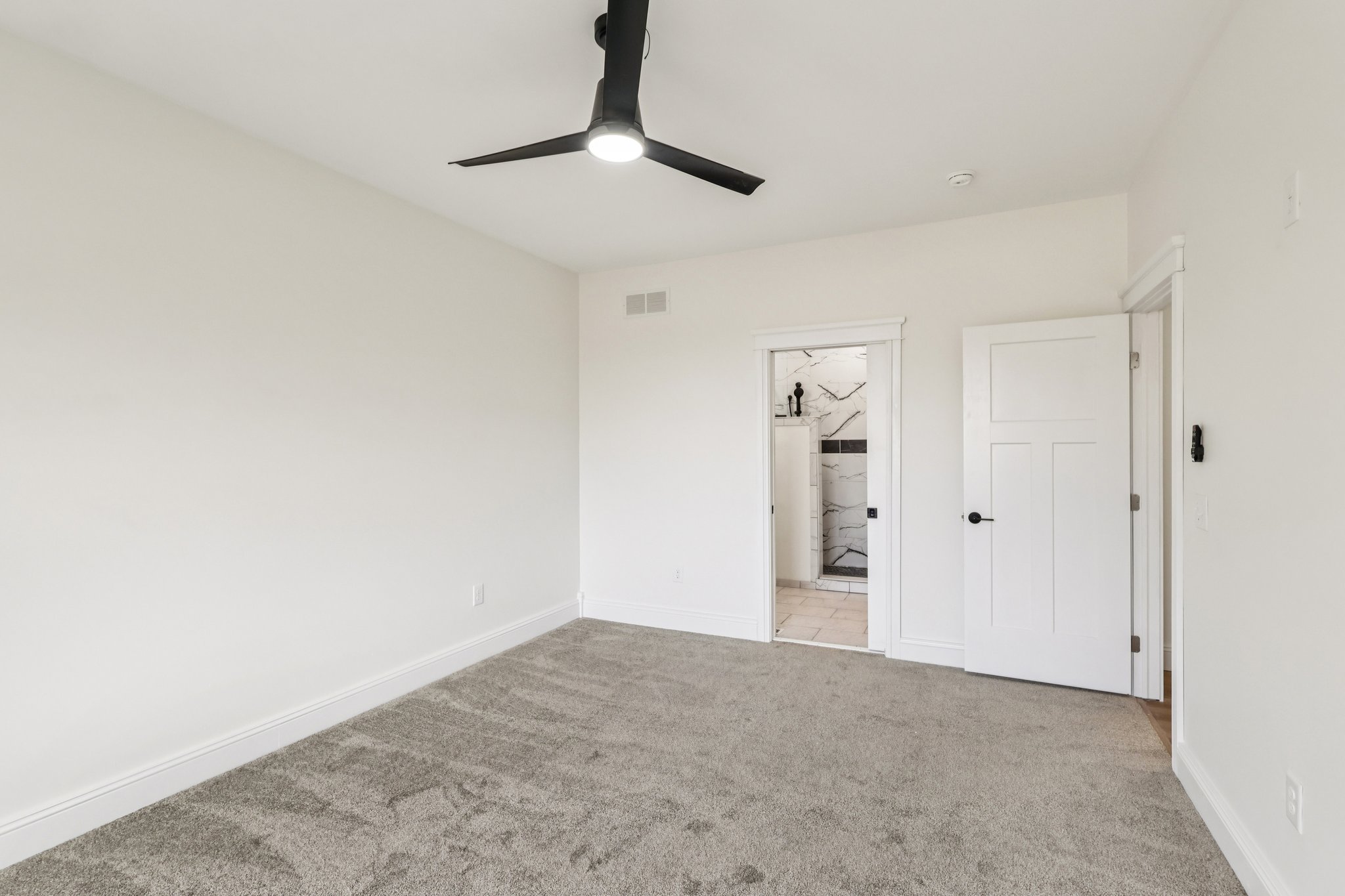 N Ridge Rd-S0503-025.jpg