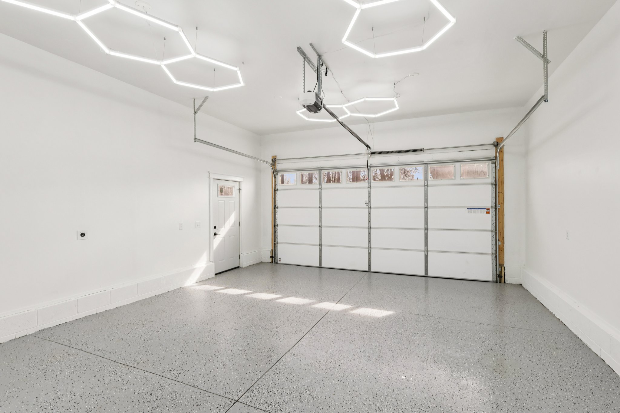 N Ridge Rd-S0503-026.jpg