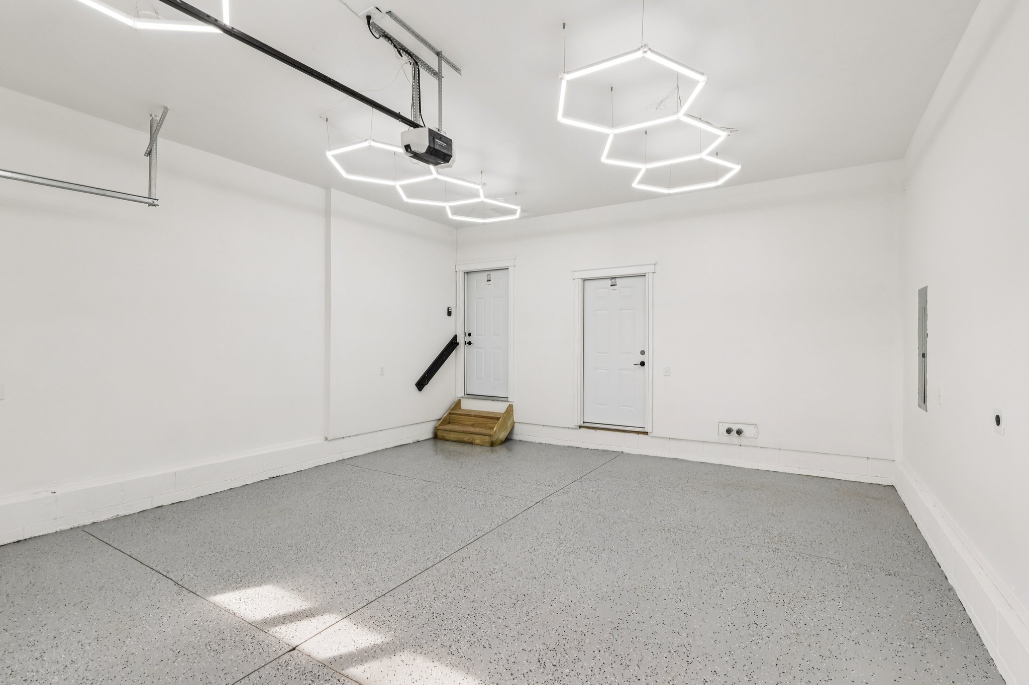 N Ridge Rd-S0503-027.jpg